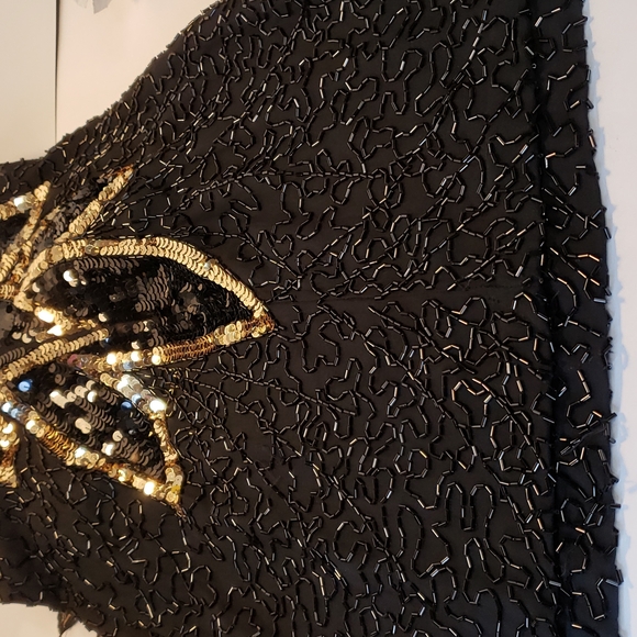 Vintage SZ6  black beaded silk with gold  Sequent leaves.    E98 - Picture 7 of 12